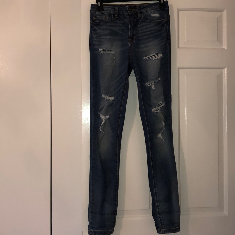 Sun & Shadow skinny ripped blue jeans